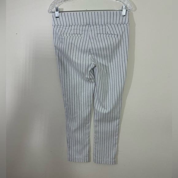Ophelia Roe. Sz sm pant pull on stretchy  A lightweight stripe fabric. - Picture 3 of 14